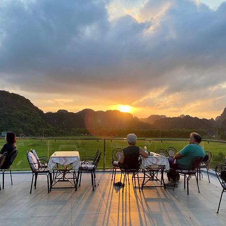 Liberty Hall Tam Coc Hotel & Villa Ninh Binh Exterior foto